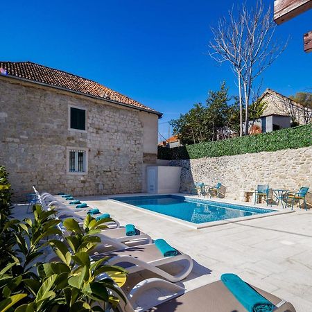 Hotel Agava Split Bagian luar foto