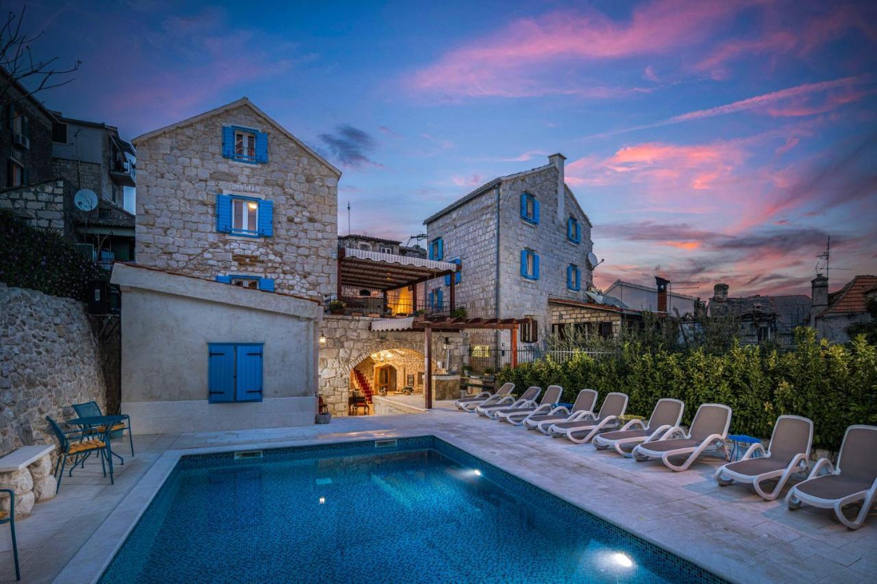 Hotel Agava Split Bagian luar foto