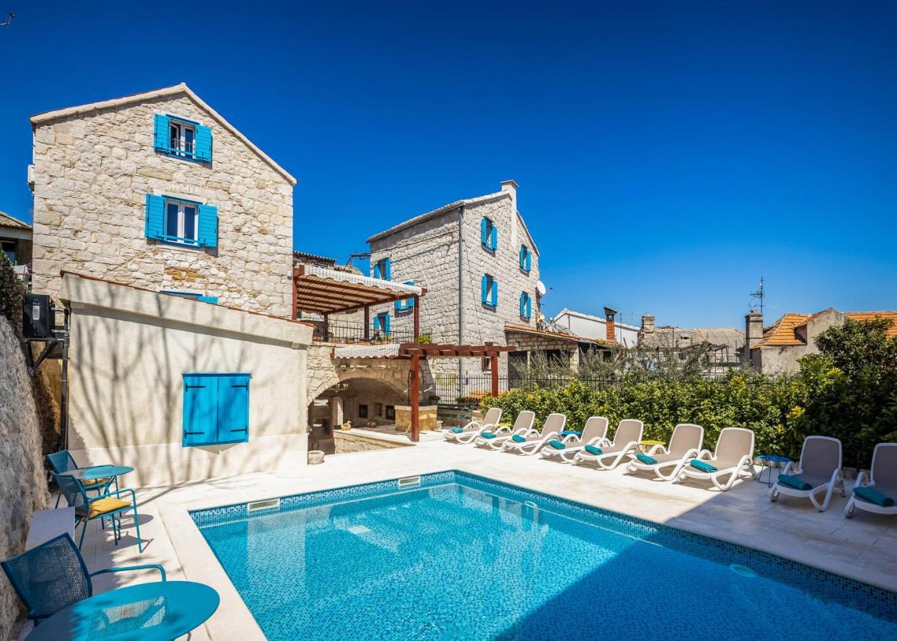 Hotel Agava Split Bagian luar foto