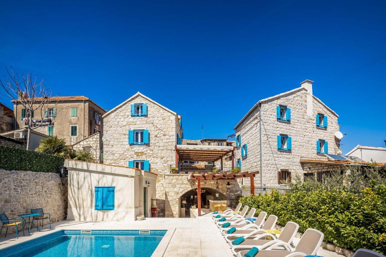 Hotel Agava Split Bagian luar foto