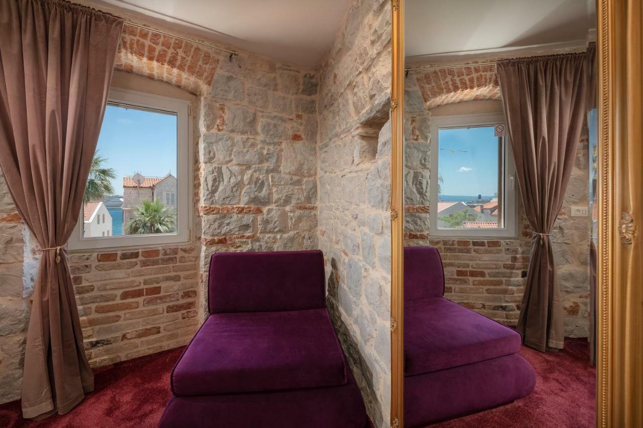 Hotel Agava Split Bagian luar foto